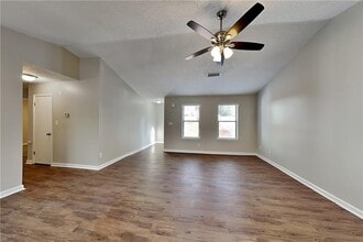 5359 Stafford Dr NW in Lilburn, GA - Building Photo - Building Photo