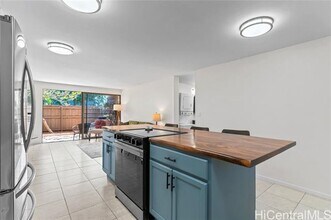 68-090-90 Au St in Waialua, HI - Building Photo - Building Photo