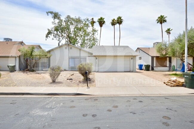 property at 4265 E Vineyard Rd