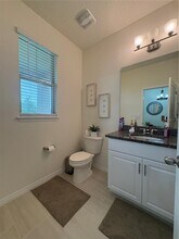 15746 Fountain Springs Rd in Oakland, FL - Building Photo - Building Photo