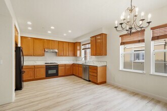 554 Altino Blvd in San Jose, CA - Building Photo - Building Photo