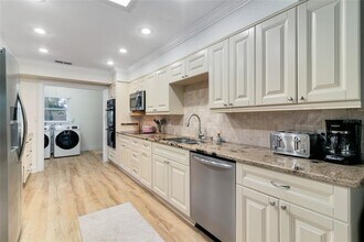 1575 Irma Rd in Eustis, FL - Foto de edificio - Building Photo