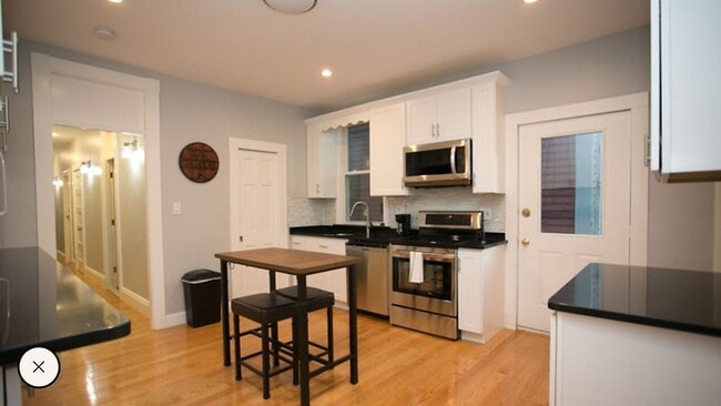 property at 7 Story St