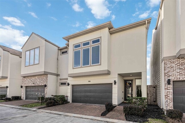 property at 108 Knightsbridge Park Ln