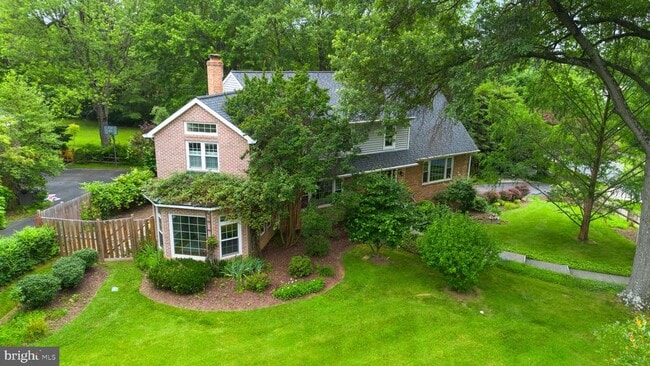 property at 1 Orchard Way S