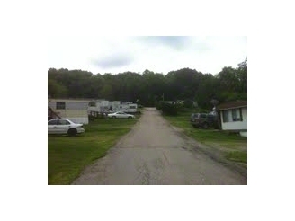 Roof Garden Mobile Home Park in Somerset, PA - Building Photo