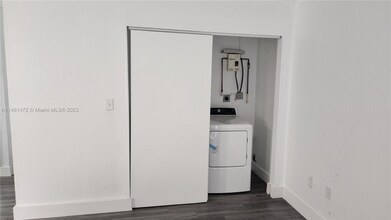 550 NW 58th St in Miami, FL - Building Photo - Building Photo