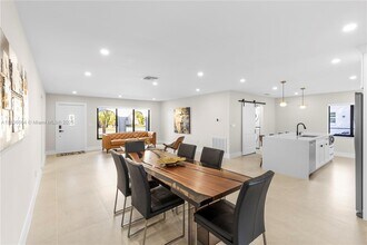 22267 SW 61st Ave in Boca Raton, FL - Building Photo - Building Photo