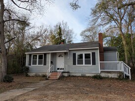 1405 Woodrow Ave in Dublin, GA - Building Photo