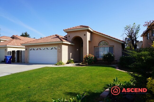 6212 Quaking Aspen St