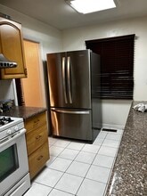 285 Bartlett Ave in Sunnyvale, CA - Building Photo - Building Photo