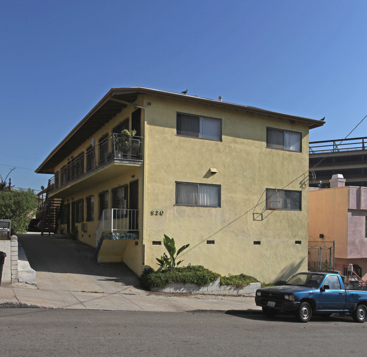 930 Everett St in Los Angeles, CA - Foto de edificio