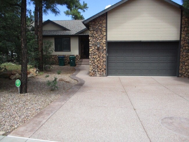 property at 820 E Pine Ln