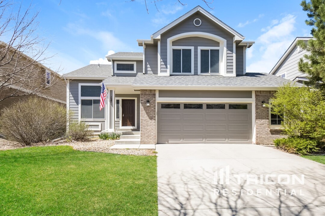 127 Apache Plume Ct in Brighton, CO - Building Photo