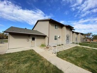 Huron Apartments in Huron, SD - Foto de edificio - Building Photo