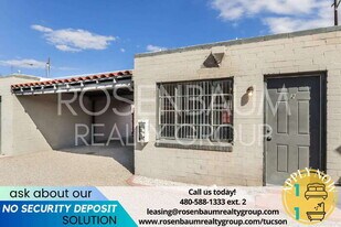 302 W Flores St in Tucson, AZ - Building Photo
