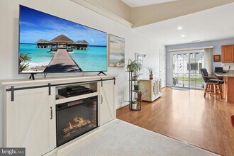 6117 Riverview Dr in King George, VA - Foto de edificio - Building Photo