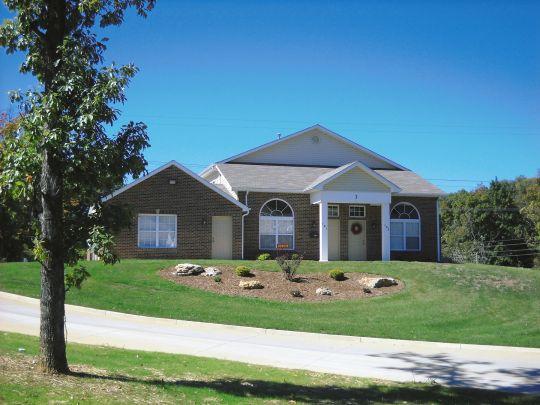 Wellington Manor in Columbia, MO - Foto de edificio