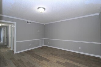 122 Rue Fontaine in Stonecrest, GA - Building Photo - Building Photo