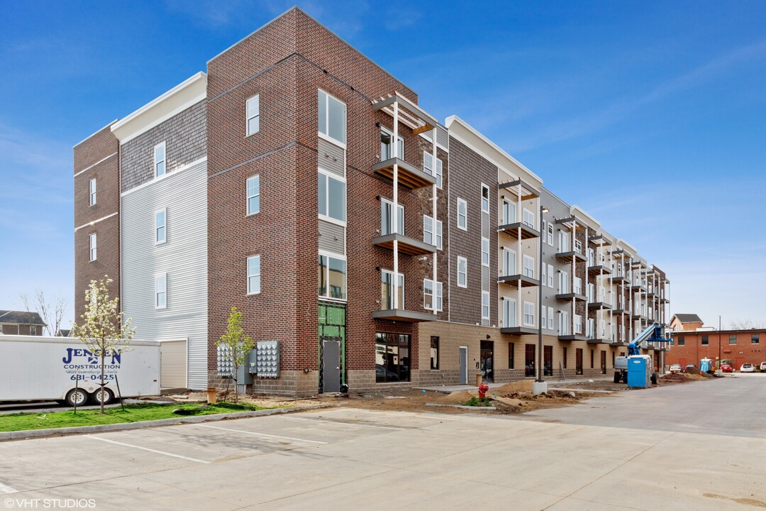 Riverview Plaza III in Coralville, IA - Building Photo