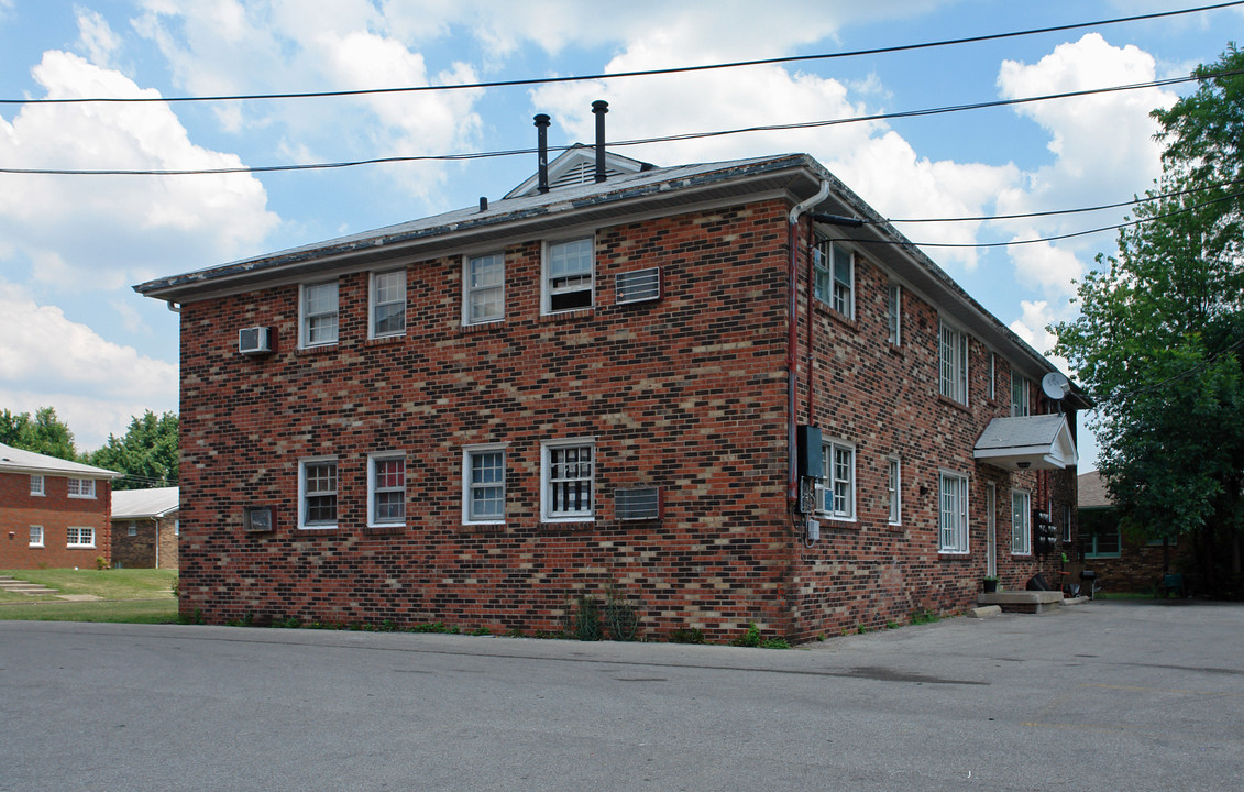 1874 Dalton Ct in Lexington, KY - Building Photo