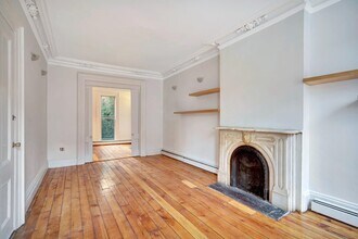 520 Manila Ave in Jersey City, NJ - Building Photo - Building Photo