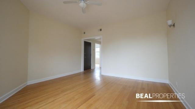 property at 556 W Aldine Ave