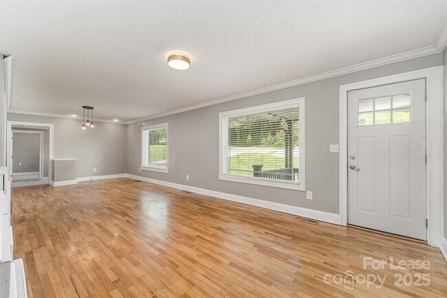 1164 Bradford Mountain Rd in Lenoir, NC - Building Photo - Building Photo