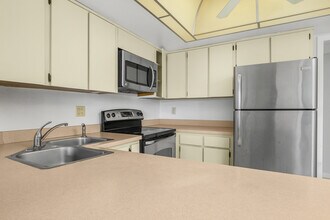 1706 Bald Eagle Dr in Naples, FL - Building Photo - Building Photo