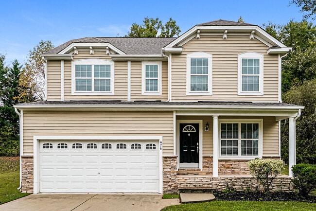 property at 676 Yorkshire Dr