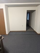 604 S Polk St, Unit HZ103 in Maysville, MO - Foto de edificio - Building Photo