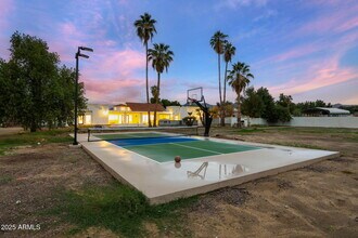 10111 E Cholla St in Scottsdale, AZ - Building Photo - Building Photo