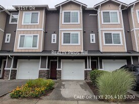 3305 31st Dr in Everett, WA - Building Photo