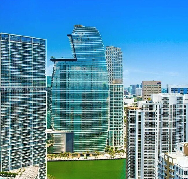 300 Biscayne Boulevard Way, Unit # 2804 in Miami, FL - Building Photo - Building Photo