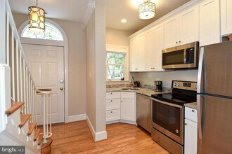 515 Tobacco Quay in Alexandria, VA - Building Photo - Building Photo