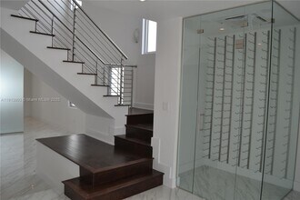 3350 NW 83rd St in Doral, FL - Building Photo - Building Photo