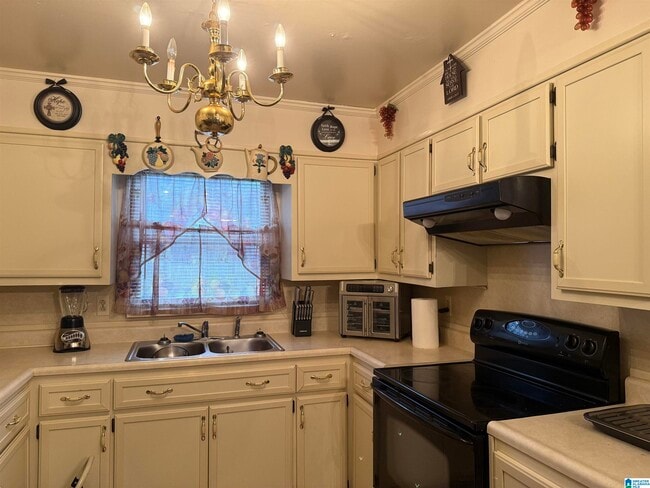 644 72nd St S in Birmingham, AL - Foto de edificio - Building Photo