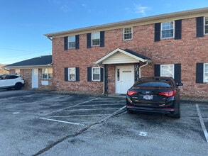 539 E Morgan St in Church Hill, TN - Foto de edificio - Building Photo