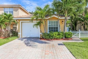 3339 Blue Fin Dr in West Palm Beach, FL - Building Photo