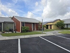 1106 River Run in La Belle, FL - Building Photo - Building Photo