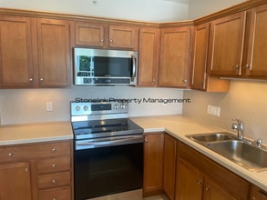 200 Roger Williams Ave in East Providence, RI - Building Photo - Building Photo