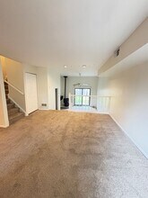 1708 Redwood Ct in Allentown, PA - Building Photo - Building Photo