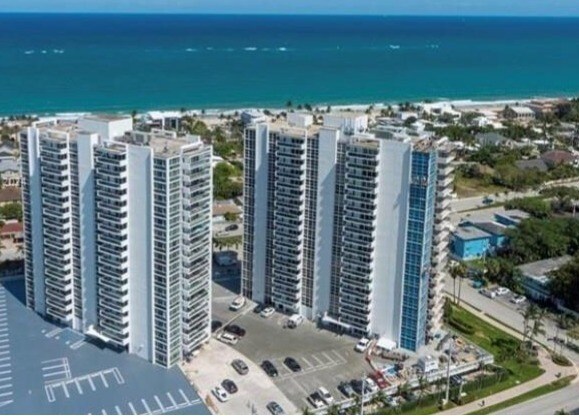 2715 N Ocean Blvd, Unit 2 in Fort Lauderdale, FL - Building Photo