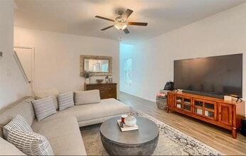 198 George Neggan Ln in Bastrop, TX - Building Photo - Building Photo