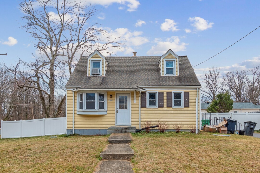 14615 Crescent Dr in Upper Marlboro, MD - Building Photo