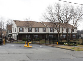 Martin Street Plaza Apartments