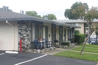 Capitales Apartments in Rancho Cordova, CA - Foto de edificio - Building Photo