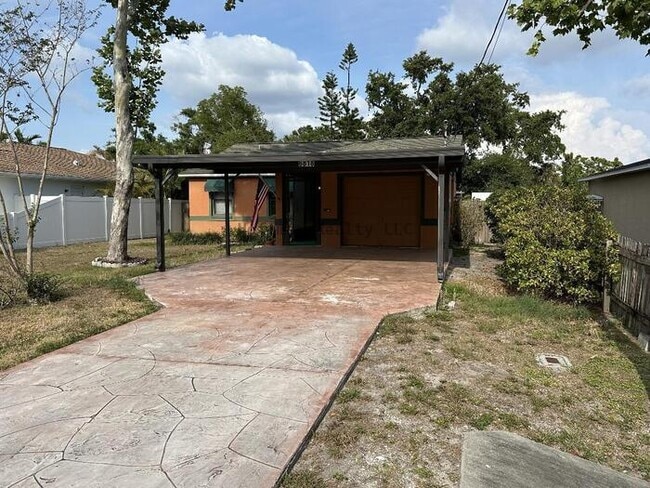 property at 6818 S Himes Ave