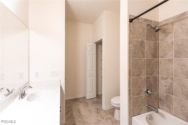 property at 2748 Blossom Wy