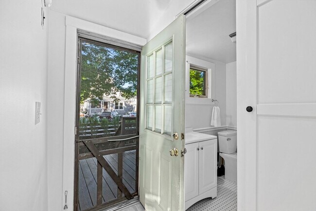 1 Winslow Ave in Scituate, MA - Building Photo - Building Photo